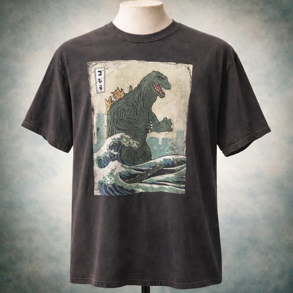Hot Topic Godzilla The Great Wave Graphic Shirt 2XL XXL